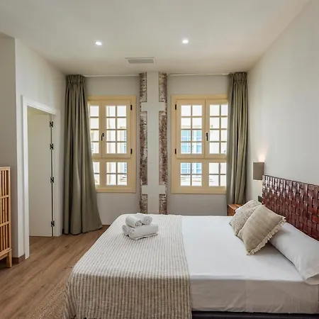 Chinitas Cathedral Apartment Malaga